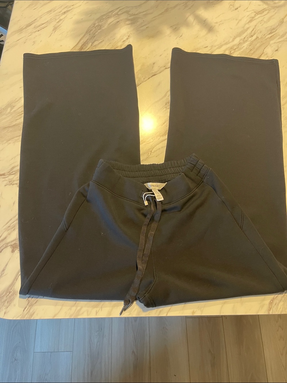 Spanx women’s Black Drawstring Casual Pants